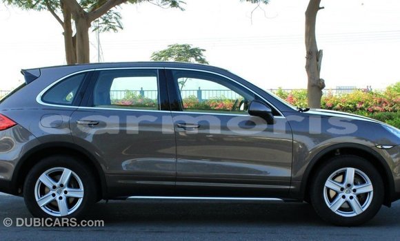Buy Import Porsche Cayenne Brown Car in Import - Dubai in Agalega Islands Buy Import Porsche Cayenne Brown Car in Import - Dubai in Agalega Islands