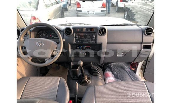 Buy Import Toyota Land Cruiser White Car in Import - Dubai in Agalega Islands Buy Import Toyota Land Cruiser White Car in Import - Dubai in Agalega Islands