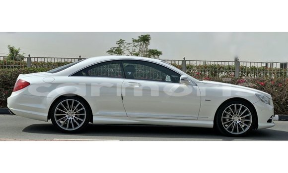 Buy Import Mercedes-Benz 190 White Car in Import - Dubai in Agalega Islands Buy Import Mercedes-Benz 190 White Car in Import - Dubai in Agalega Islands