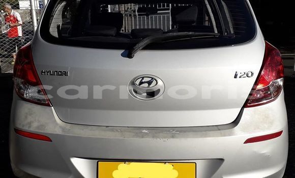 Buy Used Hyundai i20 Silver Car in Vacoas–Phoenix in Plaines Wilhems District Buy Used Hyundai i20 Silver Car in Vacoas–Phoenix in Plaines Wilhems District