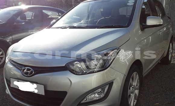 Buy Used Hyundai i20 Silver Car in Vacoas–Phoenix in Plaines Wilhems District Buy Used Hyundai i20 Silver Car in Vacoas–Phoenix in Plaines Wilhems District