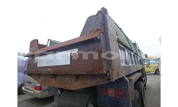 Buy Import Nissan Evalia Blue Truck in Import - Dubai in Agalega Islands Buy Import Nissan Evalia Blue Truck in Import - Dubai in Agalega Islands