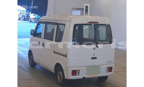 Buy Import Suzuki Every White Truck in Import - Dubai in Agalega Islands Buy Import Suzuki Every White Truck in Import - Dubai in Agalega Islands
