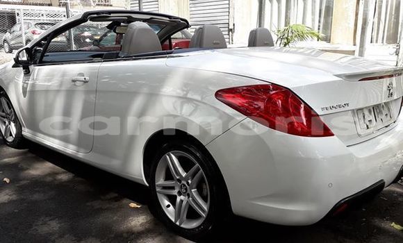 Buy Used Peugeot 308 White Car in Vacoas–Phoenix in Plaines Wilhems District Buy Used Peugeot 308 White Car in Vacoas–Phoenix in Plaines Wilhems District