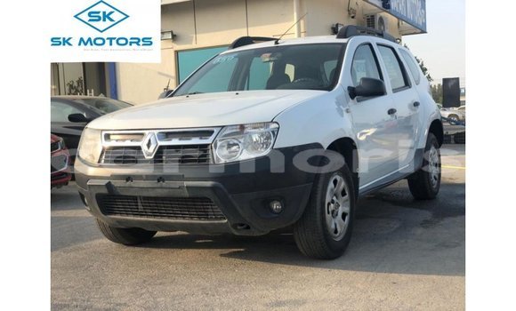 Buy Import Renault Duster White Car in Import - Dubai in Agalega Islands
