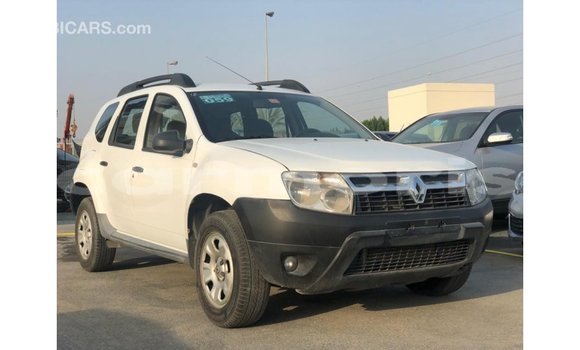 Buy Import Renault Duster White Car in Import - Dubai in Agalega Islands Buy Import Renault Duster White Car in Import - Dubai in Agalega Islands