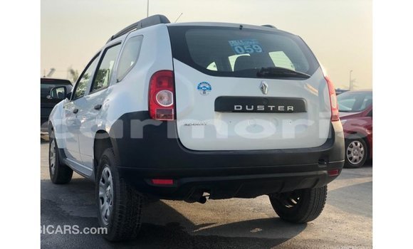 Buy Import Renault Duster White Car in Import - Dubai in Agalega Islands Buy Import Renault Duster White Car in Import - Dubai in Agalega Islands