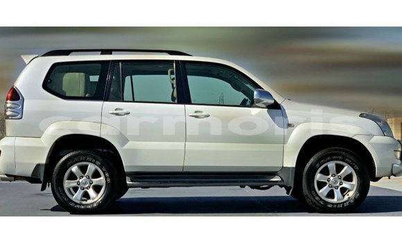 Buy Import Toyota Prado White Car in Import - Dubai in Agalega Islands Buy Import Toyota Prado White Car in Import - Dubai in Agalega Islands