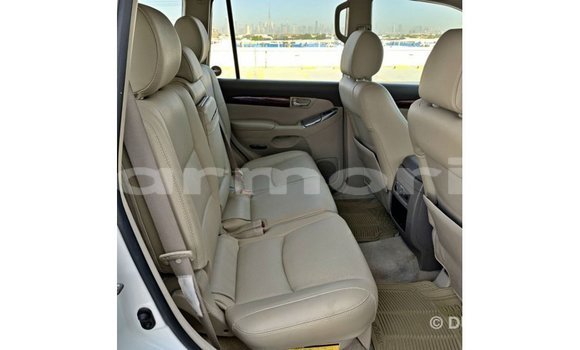 Buy Import Toyota Prado White Car in Import - Dubai in Agalega Islands Buy Import Toyota Prado White Car in Import - Dubai in Agalega Islands