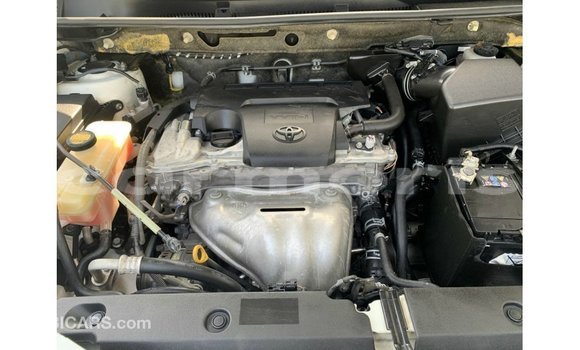 Acheter Import Utilitaire Toyota HiAce Blanc à Import - Dubai, Îles Agalega Acheter Import Utilitaire Toyota HiAce Blanc à Import - Dubai, Îles Agalega