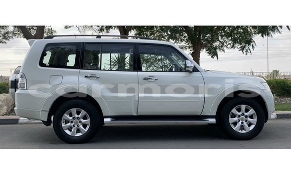 Buy Import Mitsubishi Pajero White Car in Import - Dubai in Agalega Islands Buy Import Mitsubishi Pajero White Car in Import - Dubai in Agalega Islands