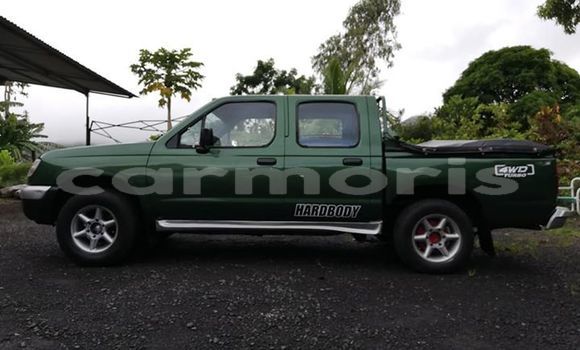 Acheter Occasion Voiture Nissan Hardbody Vert à Flacq central, Flacq Acheter Occasion Voiture Nissan Hardbody Vert à Flacq central, Flacq