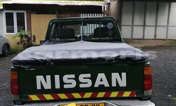 Acheter Occasion Voiture Nissan Hardbody Vert à Flacq central, Flacq Acheter Occasion Voiture Nissan Hardbody Vert à Flacq central, Flacq