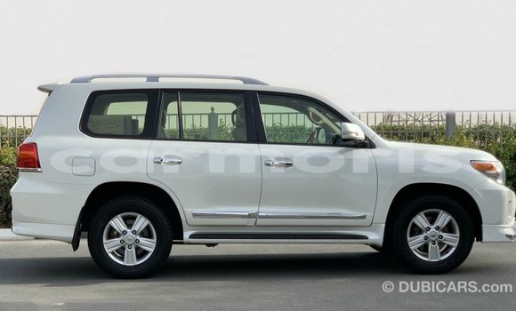 Buy Import Toyota Land Cruiser White Car in Import - Dubai in Agalega Islands Buy Import Toyota Land Cruiser White Car in Import - Dubai in Agalega Islands