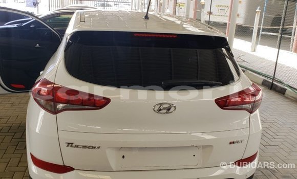 Buy Import Hyundai Tucson White Car in Import - Dubai in Agalega Islands Buy Import Hyundai Tucson White Car in Import - Dubai in Agalega Islands