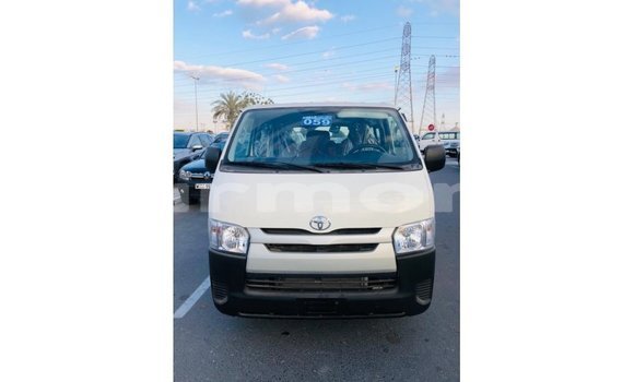 Buy Import Toyota Hiace White Car in Import - Dubai in Agalega Islands Buy Import Toyota Hiace White Car in Import - Dubai in Agalega Islands