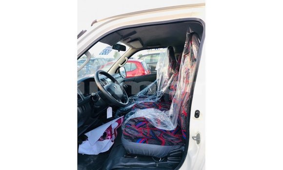 Buy Import Toyota Hiace White Car in Import - Dubai in Agalega Islands Buy Import Toyota Hiace White Car in Import - Dubai in Agalega Islands