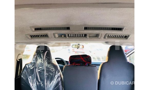 Buy Import Toyota Hiace White Car in Import - Dubai in Agalega Islands Buy Import Toyota Hiace White Car in Import - Dubai in Agalega Islands