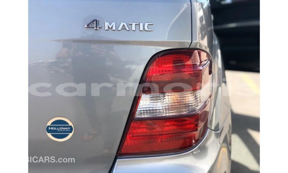 Buy Import Mercedes-Benz 190 Other Car in Import - Dubai in Agalega Islands Buy Import Mercedes-Benz 190 Other Car in Import - Dubai in Agalega Islands