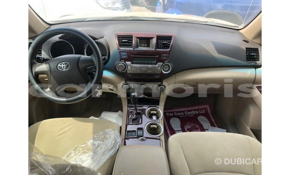 Buy Import Toyota Highlander Other Car in Import - Dubai in Agalega Islands Buy Import Toyota Highlander Other Car in Import - Dubai in Agalega Islands