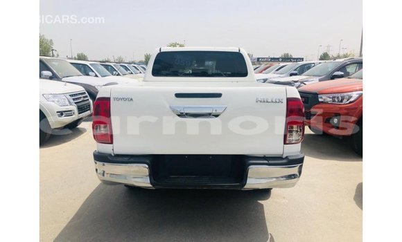 Buy Import Toyota Hilux White Car in Import - Dubai in Agalega Islands Buy Import Toyota Hilux White Car in Import - Dubai in Agalega Islands