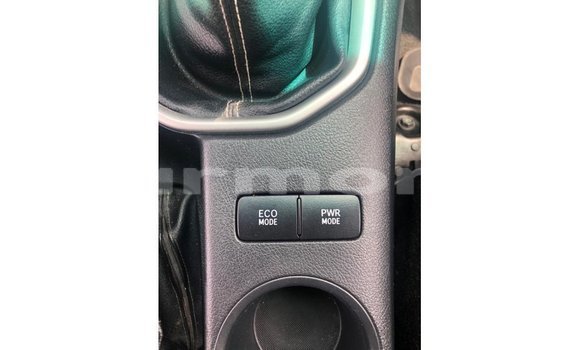 Buy Import Toyota Hilux White Car in Import - Dubai in Agalega Islands Buy Import Toyota Hilux White Car in Import - Dubai in Agalega Islands