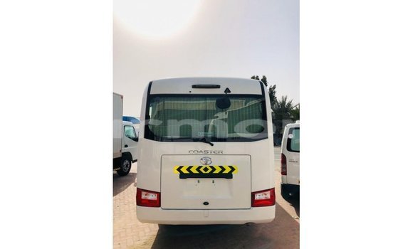 Buy Import Toyota Coaster White Car in Import - Dubai in Agalega Islands Buy Import Toyota Coaster White Car in Import - Dubai in Agalega Islands