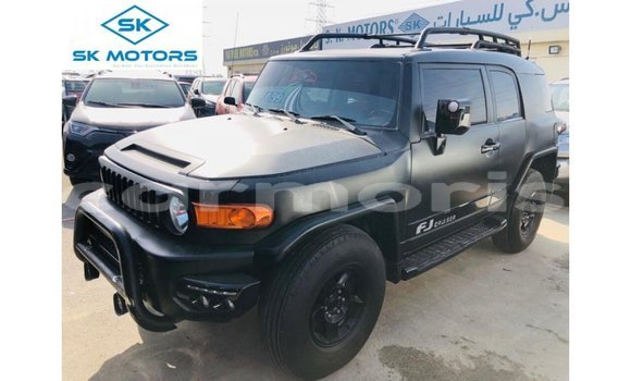 Buy Import Toyota FJ Cruiser Black Car in Import - Dubai in Agalega Islands