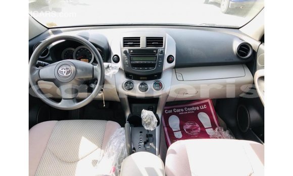 Acheter Import Utilitaire Toyota HiAce Bleu à Import - Dubai, Îles Agalega Acheter Import Utilitaire Toyota HiAce Bleu à Import - Dubai, Îles Agalega