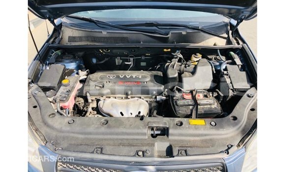 Acheter Import Utilitaire Toyota HiAce Bleu à Import - Dubai, Îles Agalega Acheter Import Utilitaire Toyota HiAce Bleu à Import - Dubai, Îles Agalega