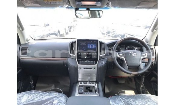 Buy Import Toyota Land Cruiser Other Car in Import - Dubai in Agalega Islands Buy Import Toyota Land Cruiser Other Car in Import - Dubai in Agalega Islands