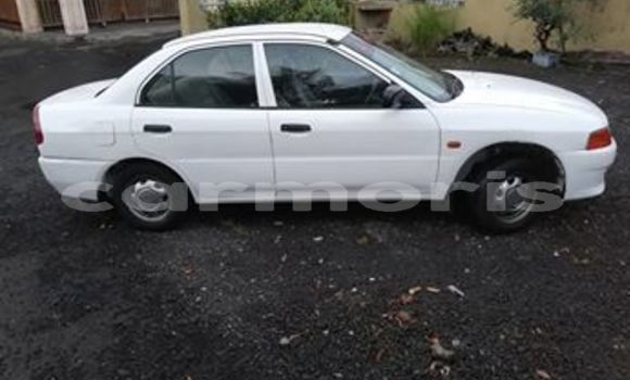 Acheter Occasion Voiture Mitsubishi Lancer Blanc à Flacq central, Flacq Acheter Occasion Voiture Mitsubishi Lancer Blanc à Flacq central, Flacq