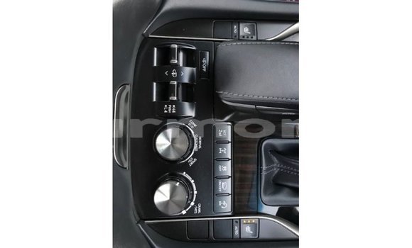 Acheter Import Voiture Lexus LX Autre à Import - Dubai, Îles Agalega Acheter Import Voiture Lexus LX Autre à Import - Dubai, Îles Agalega