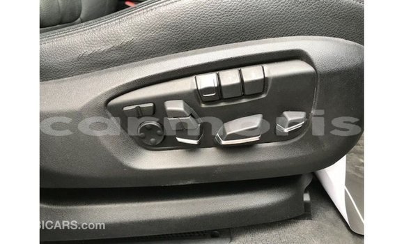 Acheter Import Voiture BMW X6 Noir à Import - Dubai, Îles Agalega Acheter Import Voiture BMW X6 Noir à Import - Dubai, Îles Agalega