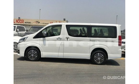 Acheter Import Voiture Toyota Granvia Blanc à Import - Dubai, Îles Agalega Acheter Import Voiture Toyota Granvia Blanc à Import - Dubai, Îles Agalega