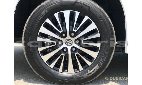 Acheter Import Voiture Toyota Granvia Blanc à Import - Dubai, Îles Agalega Acheter Import Voiture Toyota Granvia Blanc à Import - Dubai, Îles Agalega