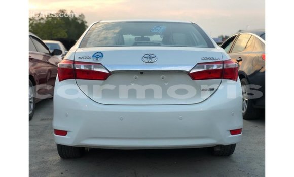 Buy Import Toyota Corolla White Car in Import - Dubai in Agalega Islands Buy Import Toyota Corolla White Car in Import - Dubai in Agalega Islands
