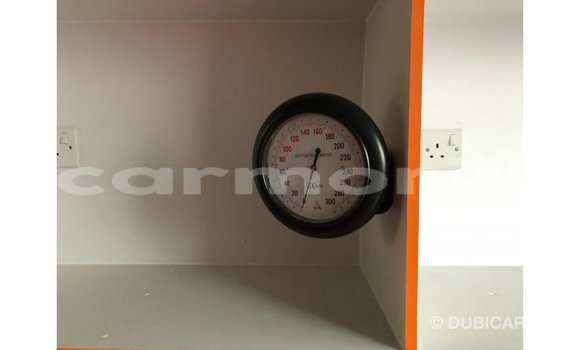 Acheter Import Voiture Toyota Hiace Blanc à Import - Dubai, Îles Agalega Acheter Import Voiture Toyota Hiace Blanc à Import - Dubai, Îles Agalega