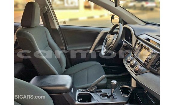 Buy Import Toyota HiAce Other Truck in Import - Dubai in Agalega Islands Buy Import Toyota HiAce Other Truck in Import - Dubai in Agalega Islands