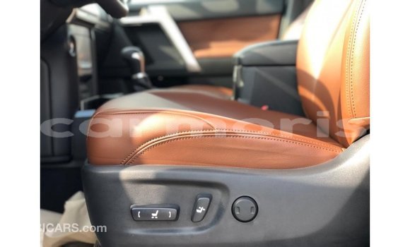 Acheter Import Voiture Toyota Prado Noir à Import - Dubai, Îles Agalega Acheter Import Voiture Toyota Prado Noir à Import - Dubai, Îles Agalega