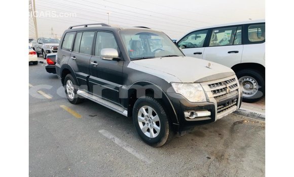 Buy Import Mitsubishi Pajero Black Car in Import - Dubai in Agalega Islands Buy Import Mitsubishi Pajero Black Car in Import - Dubai in Agalega Islands