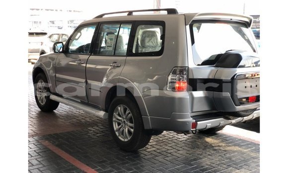 Buy Import Mitsubishi Pajero Other Car in Import - Dubai in Agalega Islands Buy Import Mitsubishi Pajero Other Car in Import - Dubai in Agalega Islands