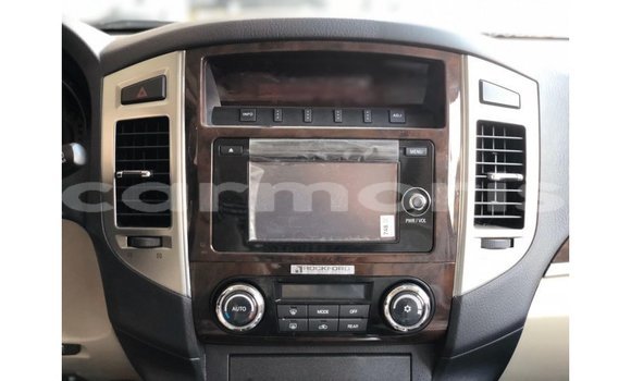 Buy Import Mitsubishi Pajero Other Car in Import - Dubai in Agalega Islands Buy Import Mitsubishi Pajero Other Car in Import - Dubai in Agalega Islands