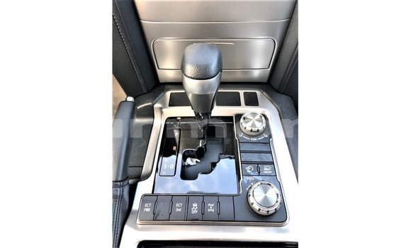 Buy Import Toyota Land Cruiser Other Car in Import - Dubai in Agalega Islands Buy Import Toyota Land Cruiser Other Car in Import - Dubai in Agalega Islands