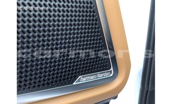 Buy Import Kia Carens White Car in Import - Dubai in Agalega Islands Buy Import Kia Carens White Car in Import - Dubai in Agalega Islands