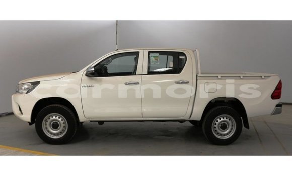 Buy Import Toyota Hilux White Car in Import - Dubai in Agalega Islands Buy Import Toyota Hilux White Car in Import - Dubai in Agalega Islands