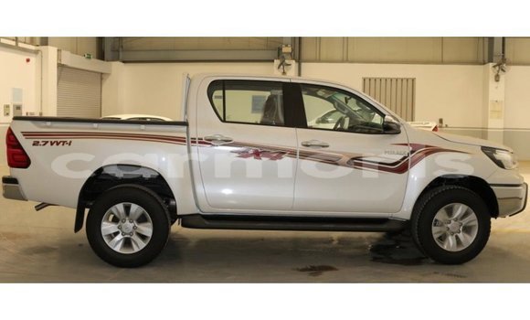 Buy Import Toyota Hilux White Car in Import - Dubai in Agalega Islands Buy Import Toyota Hilux White Car in Import - Dubai in Agalega Islands