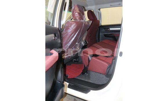 Buy Import Toyota Hilux White Car in Import - Dubai in Agalega Islands Buy Import Toyota Hilux White Car in Import - Dubai in Agalega Islands