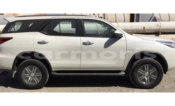 Buy Import Toyota Fortuner White Car in Import - Dubai in Agalega Islands Buy Import Toyota Fortuner White Car in Import - Dubai in Agalega Islands