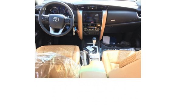 Buy Import Toyota Fortuner White Car in Import - Dubai in Agalega Islands Buy Import Toyota Fortuner White Car in Import - Dubai in Agalega Islands